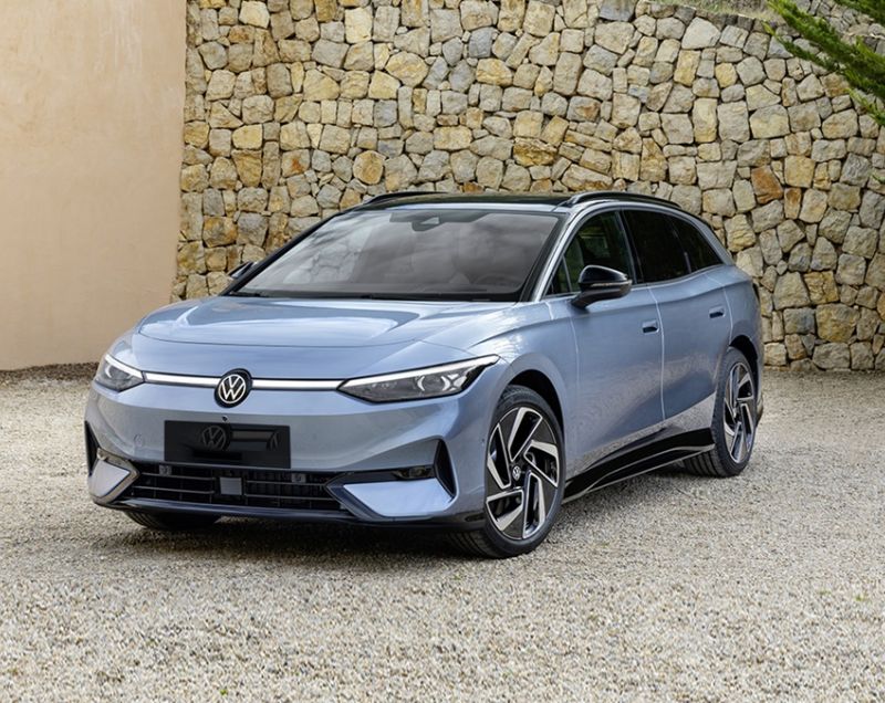 Volkswagen ID.7 Tourer 77kWh Pro Business, Mythoszwart + INTERIEURPAKKET PLUS / 20 INCH VELGEN