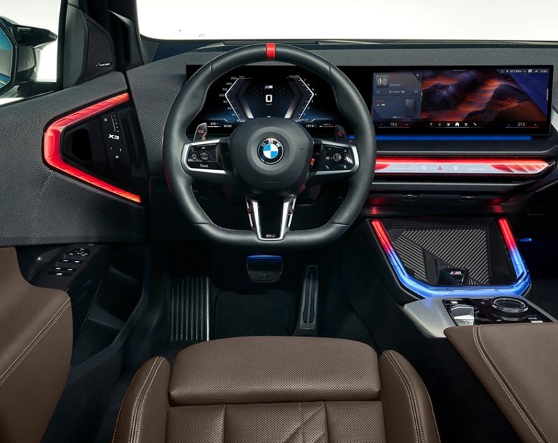 BMW X3 30e xDrive M Sportpakket Pro, Black Sapphire + TREKHAAK/PROFESSIONAL PACK