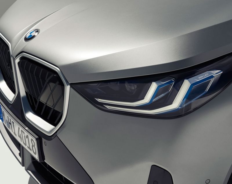 BMW X3 30e xDrive M Sportpakket Pro, Sophistograu + PANORAMADAK/TREKHAAK BMW X3 30e xDrive M Sportpakket Pro, Sophistograu + PANORAMADAK/TREKHAAK