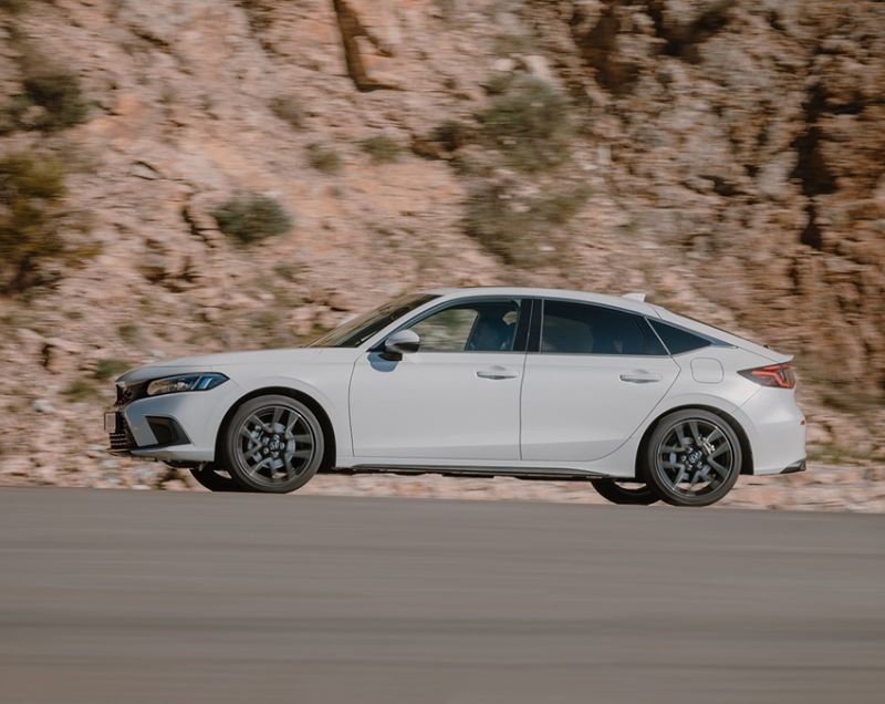 Honda Civic 2.0 hev elegance 135kW cvt aut Honda Civic 2.0 hev elegance 135kW cvt aut