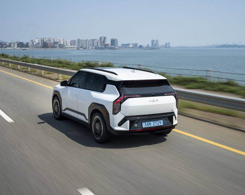 Kia EV3 58.3kWh Standard Range 150kW Air, Shale Grey