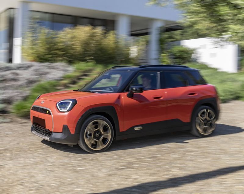 Mini Aceman 42.5kWh ev e favoured pakket s 135kW aut Mini Aceman 42.5kWh ev e favoured pakket s 135kW aut