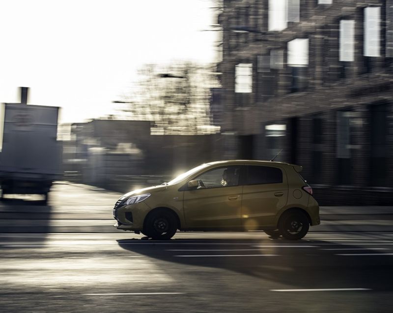 Mitsubishi Space Star 1.2 cleartec dynamic 52kW Mitsubishi Space Star 1.2 cleartec dynamic 52kW