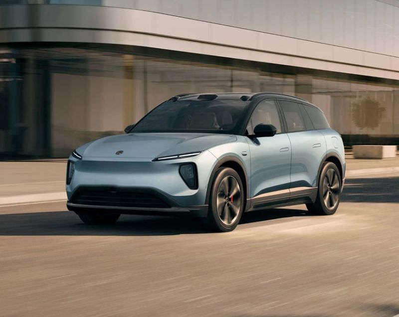 NIO EL8 73.5kWh Standard Range Launch Edition AWD