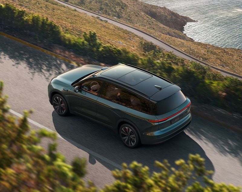 NIO EL8 73.5kWh Standard Range Launch Edition AWD