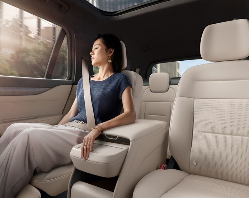 NIO EL8 90kWh ev long range launch edition awd 480kW aut NIO EL8 90kWh ev long range launch edition awd 480kW aut