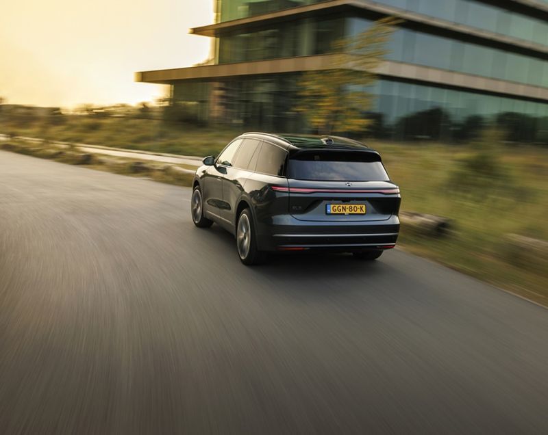 NIO EL8 90kWh ev long range executive launch edition awd 480kW aut