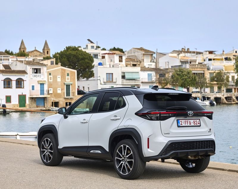 Toyota Yaris Cross 1.5vvti hev active 85kW cvt aut Toyota Yaris Cross 1.5vvti hev active 85kW cvt aut