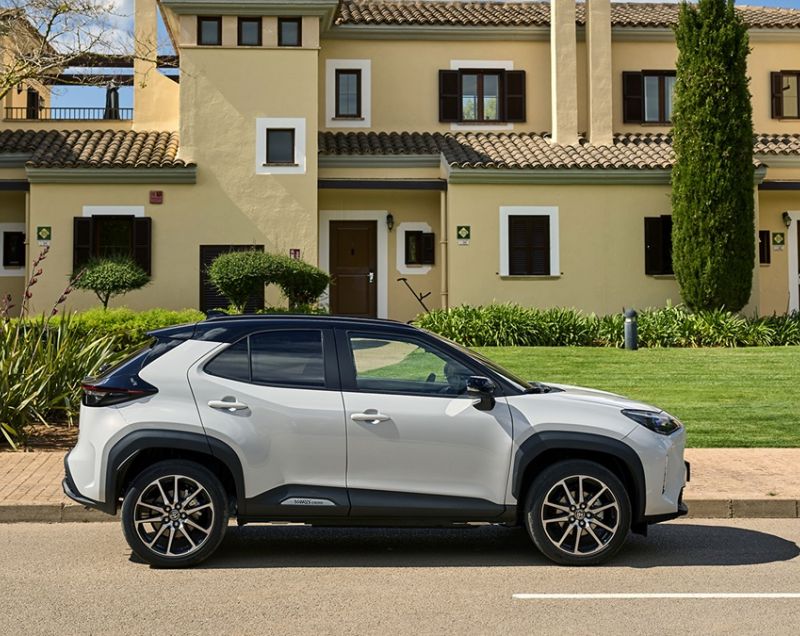 Toyota Yaris Cross 1.5vvti hev executive 96kW cvt aut Toyota Yaris Cross 1.5vvti hev executive 96kW cvt aut