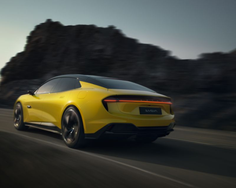 Lotus Emeya 102kWh 450kW AWD - DE SNELST LADENDE EV!
