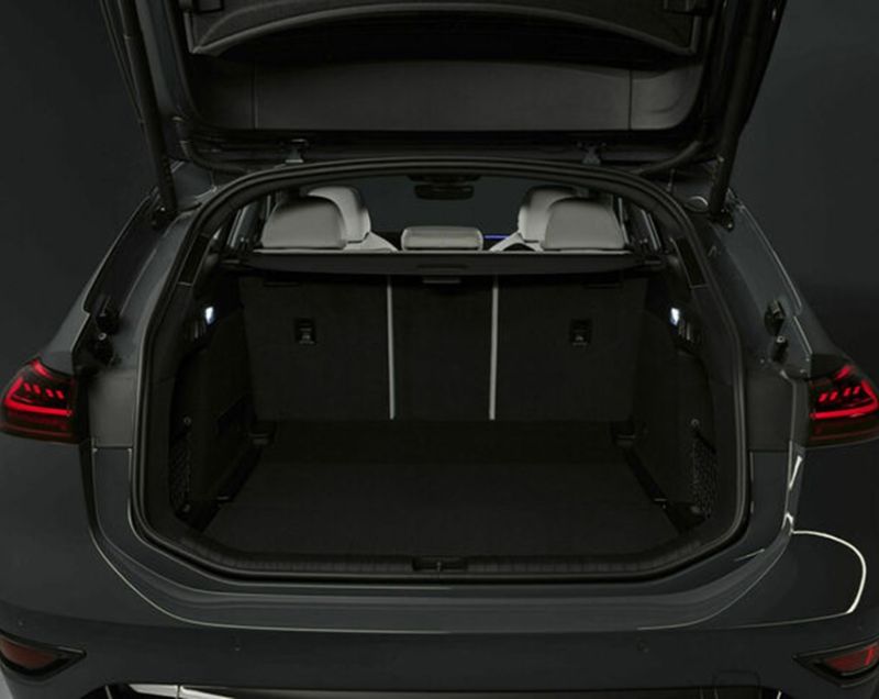 Audi A6 avant e-tron 100kWh ev s6 370kW aut