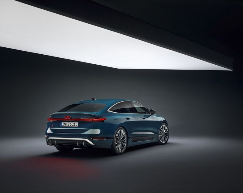 Audi A6 sportback e-tron 100kWh ev s6 370kW aut