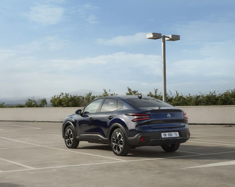 Citroen C4 X 1.2 mhev you 107kW e-dcs6 aut Citroen C4 X 1.2 mhev you 107kW e-dcs6 aut