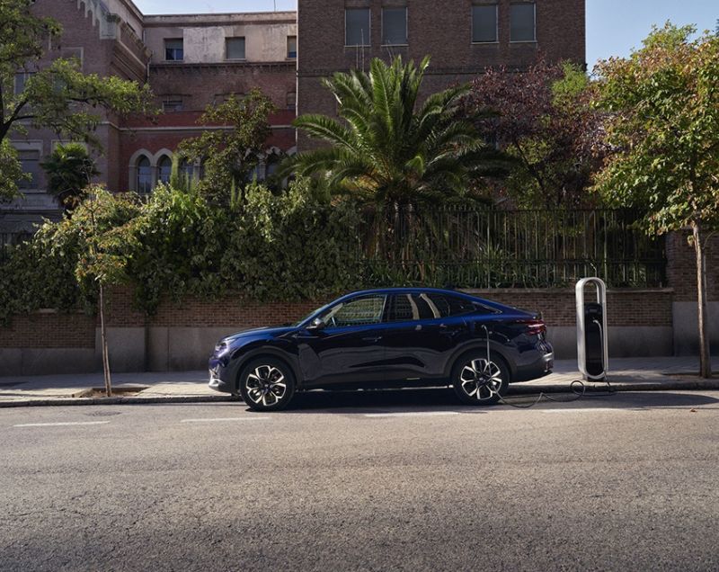 Citroen C4 X 54kWh Extended Range Business