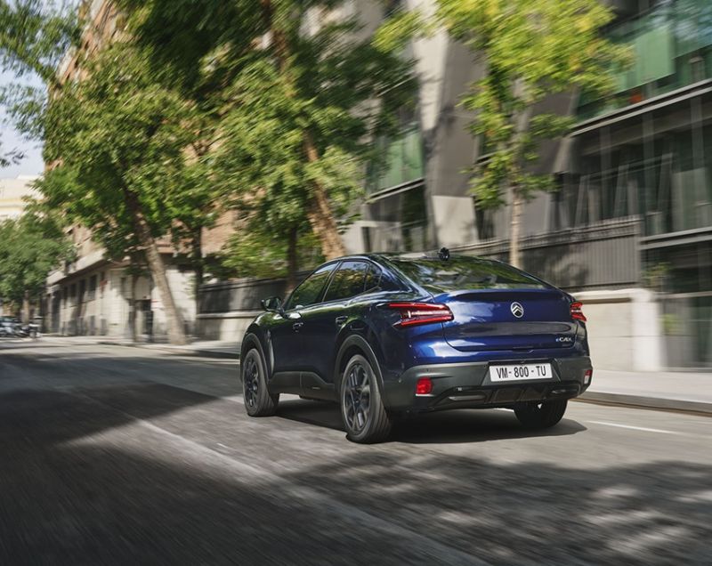 Citroen C4 X 1.2 mhev max 107kW e-dcs6 aut Citroen C4 X 1.2 mhev max 107kW e-dcs6 aut