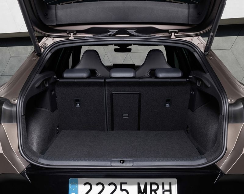 Cupra Formentor 1.5tsie phev essential 150kW 6-dsg aut Cupra Formentor 1.5tsie phev essential 150kW 6-dsg aut