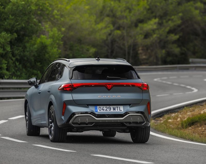 Cupra Terramar 1.5tsie e-Hybrid VZ Performance DSG, Graphene Grey