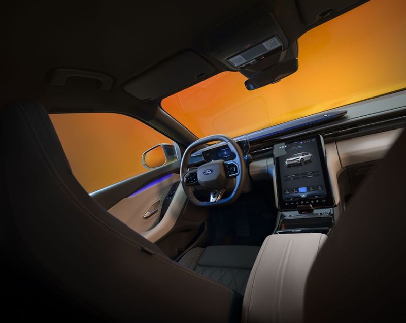 Ford Capri 77kWh Premium Extended Range RWD, Blauw metallic + DRIVER ASSISTANCE PACK/PANORAMADAK