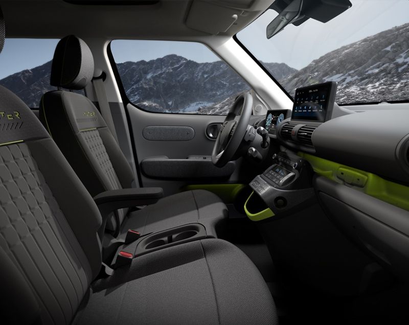Hyundai INSTER 49kWh Long Range Pulse, Abyss Black Pearl - SNEL LEVERBAAR!