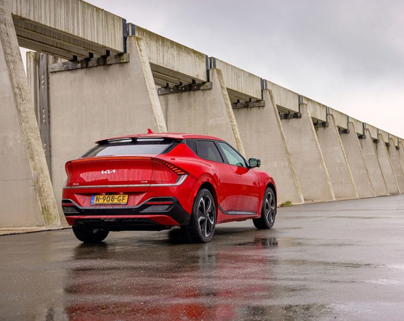 Kia EV6 84kWh GT-Line Business Edition RWD, Runway Red Kia EV6 84kWh GT-Line Business Edition RWD, Runway Red