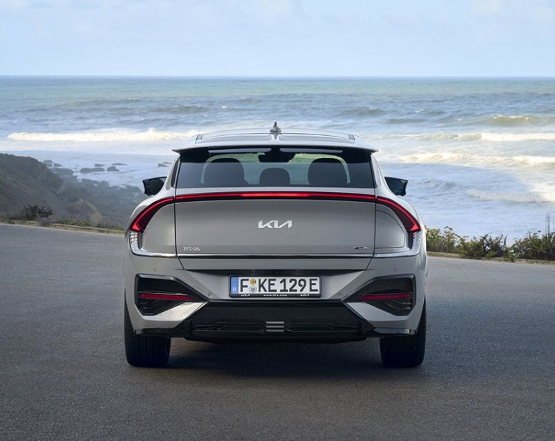 Kia EV6 63kWh Light Edition RWD