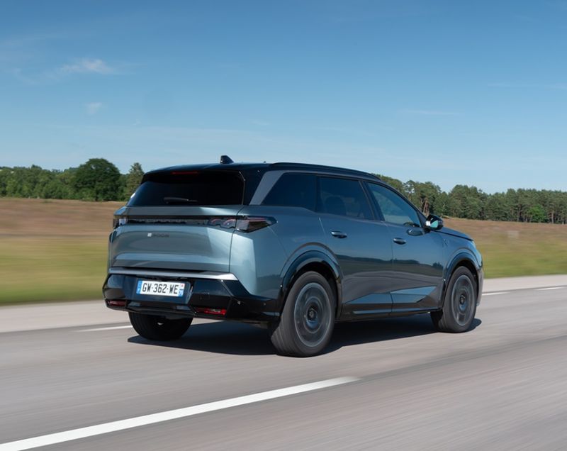 Peugeot 5008 1.6 phev gt 144kW e-dcs7 aut