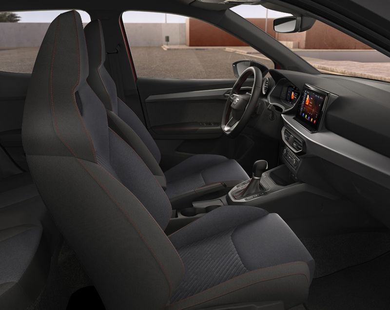 Seat Leon Sportstourer 1.5tsie FR Plug-in Hybrid First Edition 204 PK DSG, Magnetic Tech + 18 INCH VELGEN Seat Leon Sportstourer 1.5tsie FR Plug-in Hybrid First Edition 204 PK DSG, Magnetic Tech + 18 INCH VELGEN