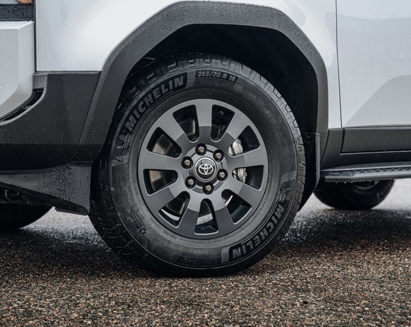 Toyota Land Cruiser 2.8d-4d navigator 5p 150kW aut