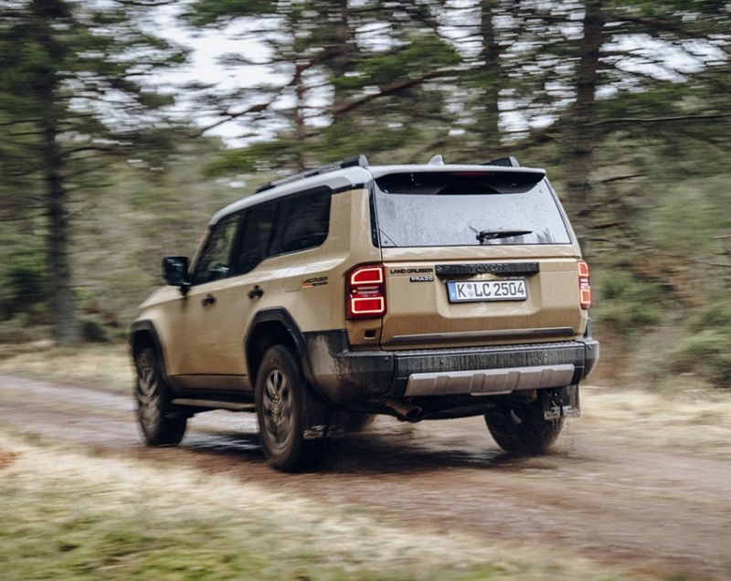 Toyota Land Cruiser 2.8d-4d mhev navigator 5p 151kW aut