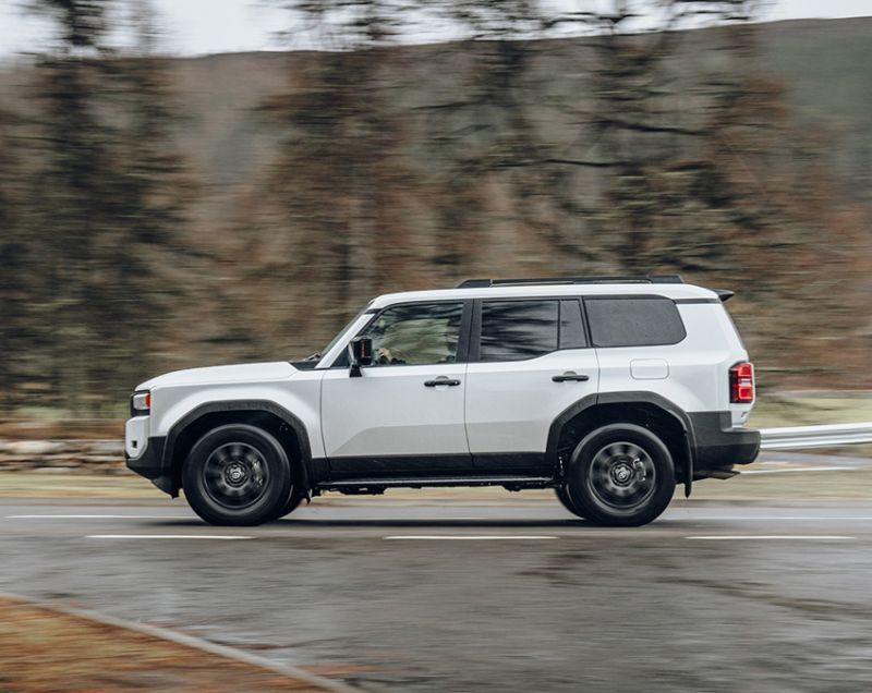 Toyota Land Cruiser 2.8d-4d navigator 5p 150kW aut