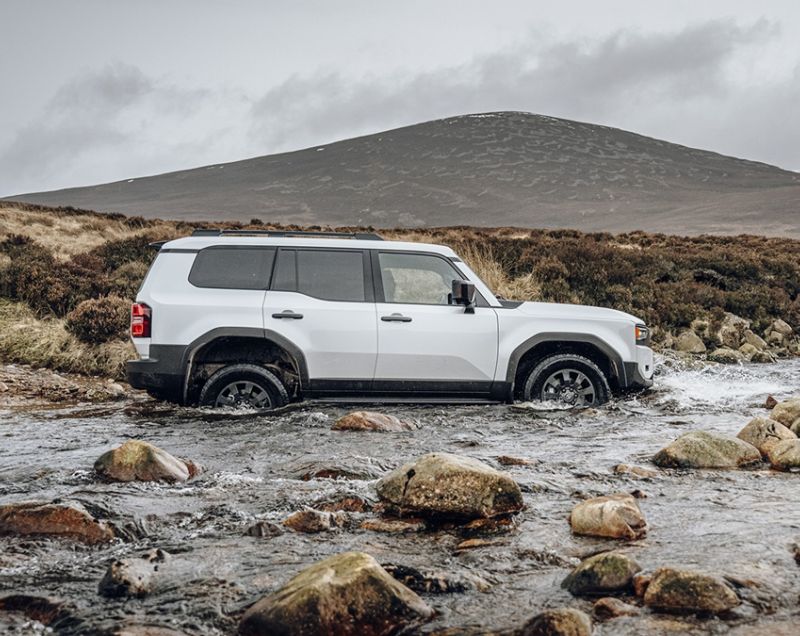 Toyota Land Cruiser 2.8d-4d navigator 5p 150kW aut