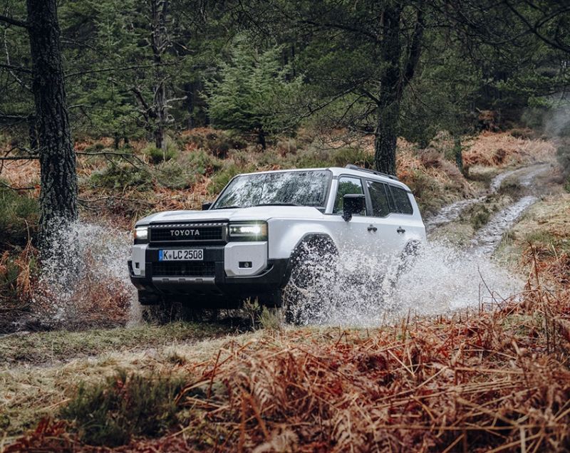 Toyota Land Cruiser 2.8d-4d navigator 5p 150kW aut