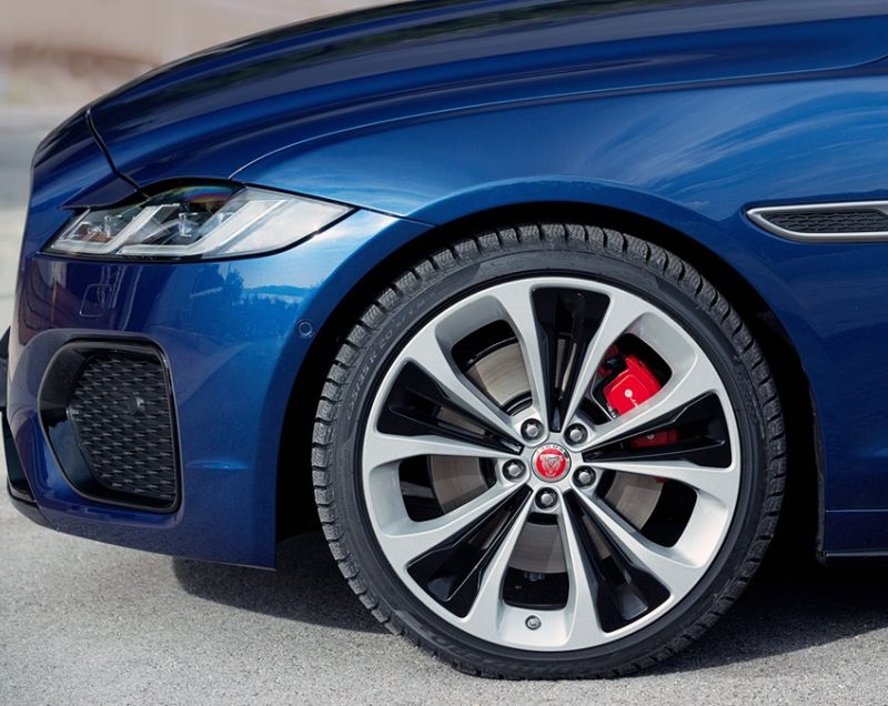 Jaguar XF d200 mhev r-dynamic s 150kW aut