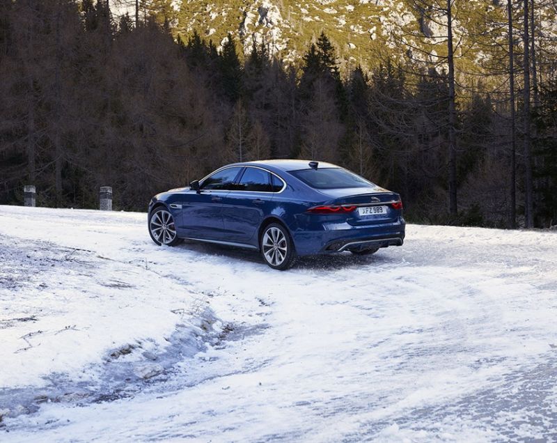 Jaguar XF d200 mhev r-dynamic s 150kW aut