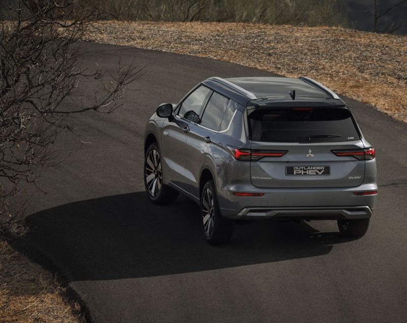 Mitsubishi Outlander 2.4 16v phev pure 225kW aut