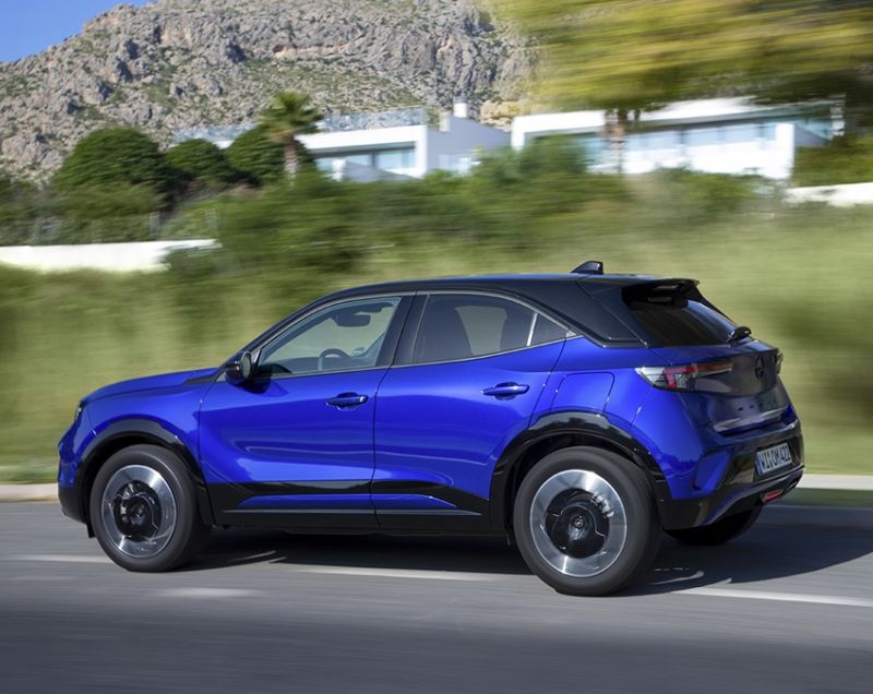 Opel Mokka 54kWh Business Edition Opel Mokka 54kWh Business Edition