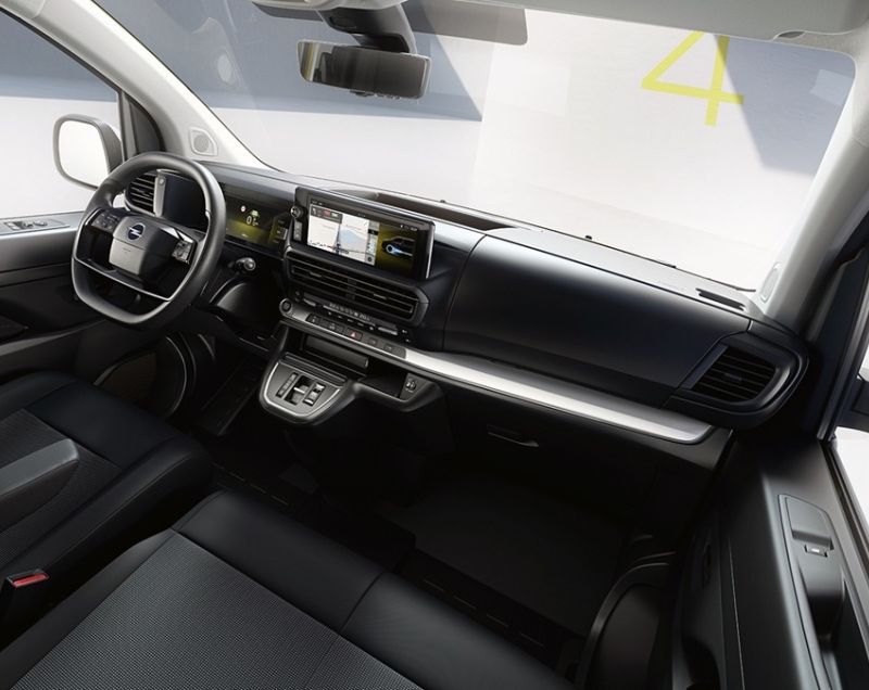 Opel Vivaro-e Combi 75kWh ev l2 100kW aut Opel Vivaro-e Combi 75kWh ev l2 100kW aut