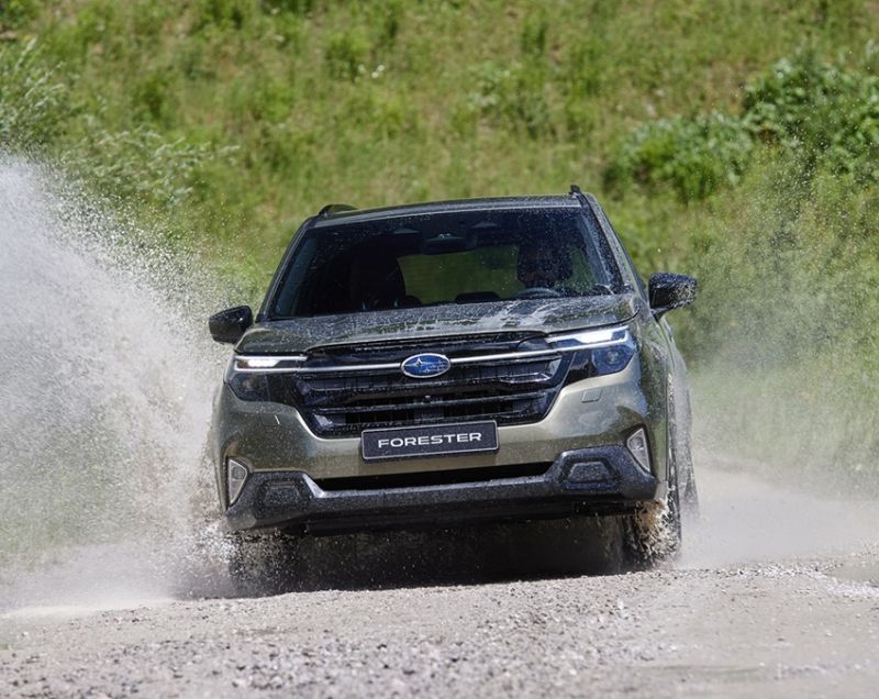 Subaru Forester 2.0i mhev first edition awd 100kW aut