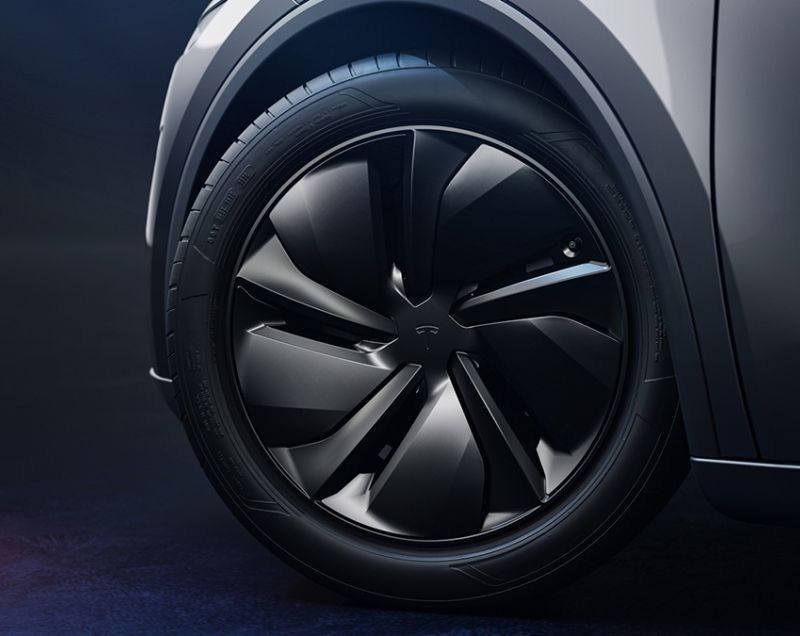 Tesla Model Y Juniper 57.5kWh Standard Range RWD - COMPLEET VERNIEUWD