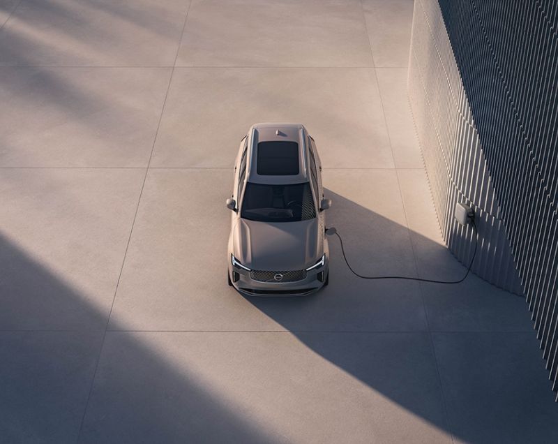 Volvo XC90 2.0t8 Plug-in Hybrid Plus AWD - TOT 70 KM ELEKTRISCHE ACTIERADIUS!