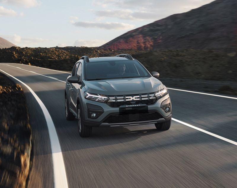 Dacia Sandero Stepway* 1.0tce extreme 67kW cvt aut Dacia Sandero Stepway* 1.0tce extreme 67kW cvt aut