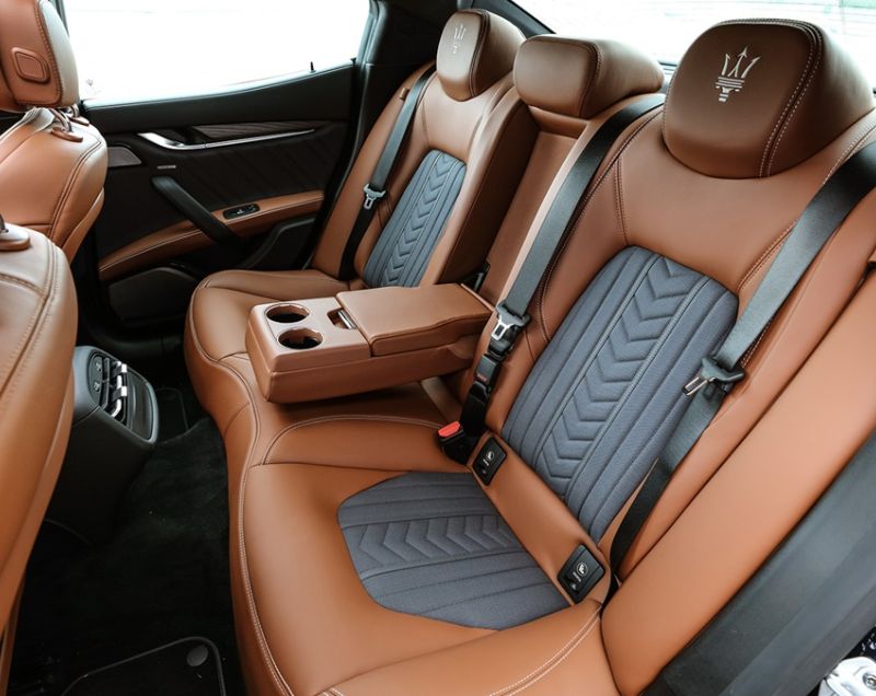 Maserati Ghibli 3.0v6 bi-turbo modena 316kW aut