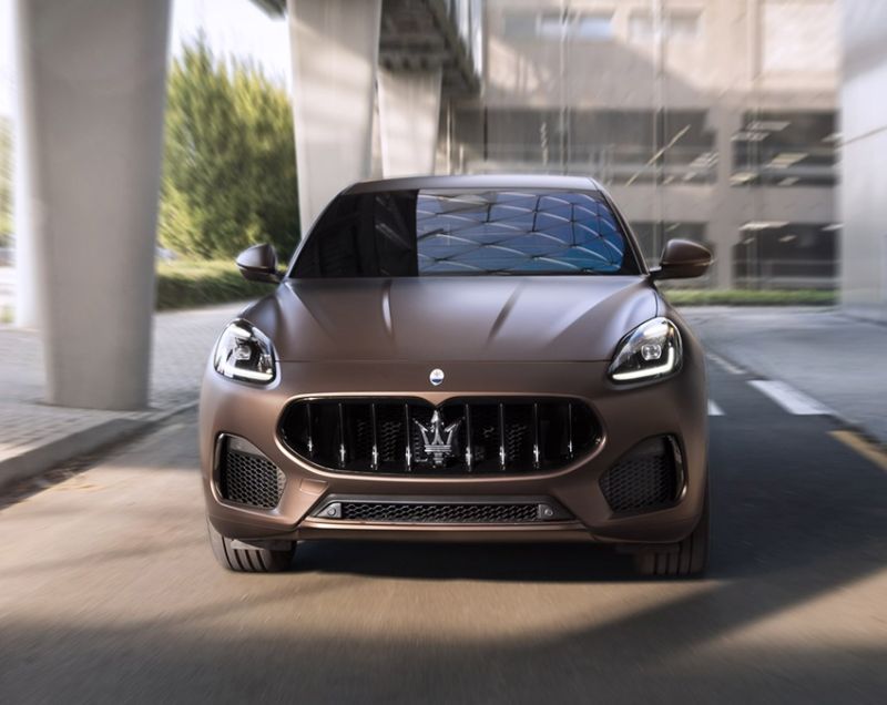 Maserati Grecale 2.0 hev modena 243kW aut