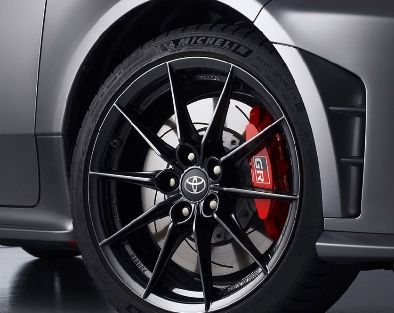 Toyota GR Yaris 1.6t premium 4wd 206kW 