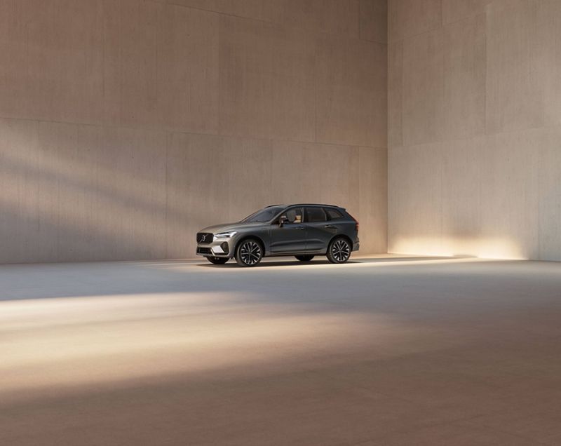 Volvo XC60 2.0t6 AWD Plug-in Hybrid Essential Volvo XC60 2.0t6 AWD Plug-in Hybrid Essential