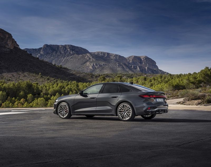 Audi A5 3.0tfsi mhev s5 270kW s-tronic aut
