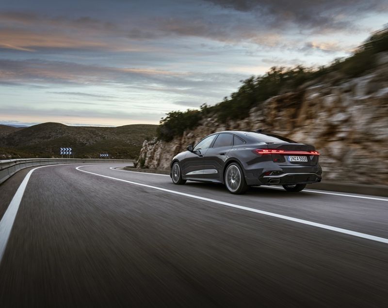Audi A5 3.0tfsi mhev s5 270kW s-tronic aut