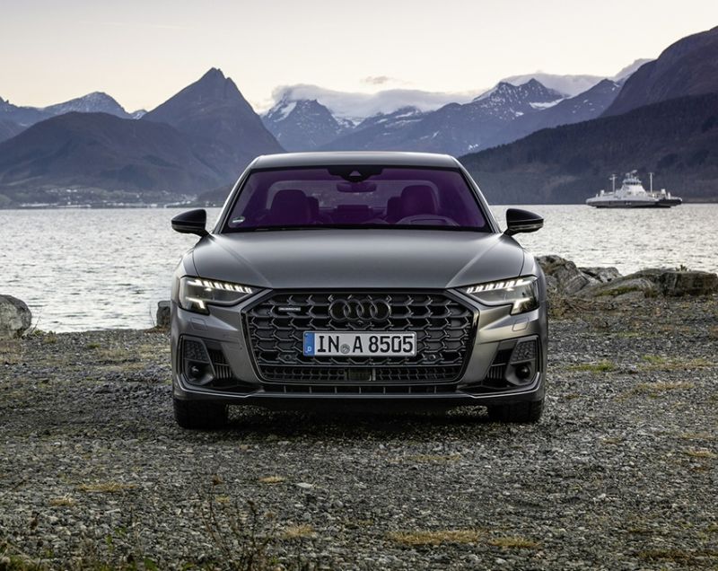 Audi A8 60tfsie phev quattro 340kW tt aut