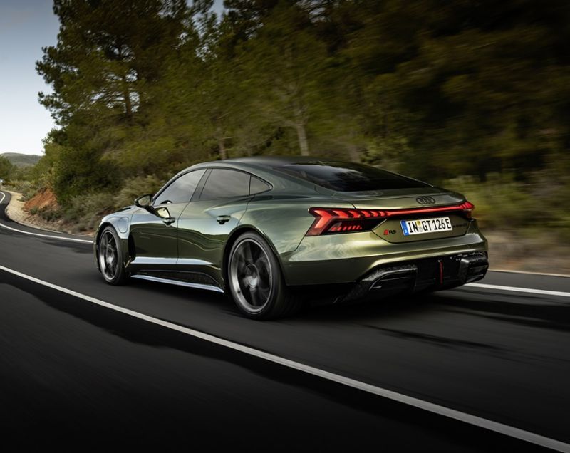 Audi RS e-tron GT 97kWh ev performance quattro 550kW aut