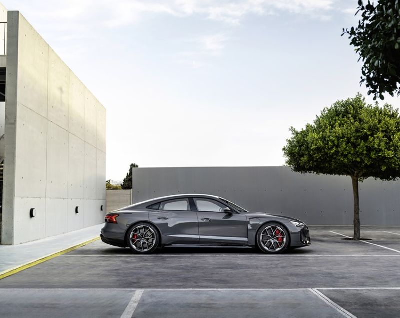 Audi RS e-tron GT 97kWh ev performance quattro 550kW aut